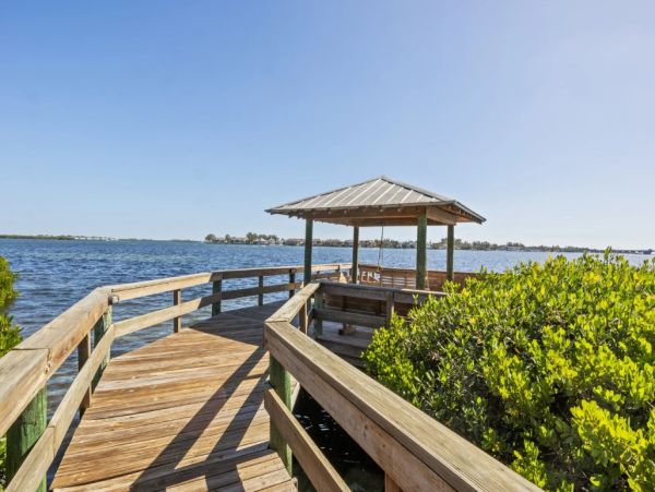 Bradenton Beach Vacation Rental - Anna Maria Island Condo