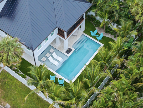 Anna Maria North End Six Bedroom Home with Resort Style Pool