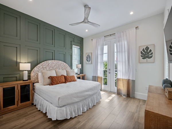 Anna Maria North End Six Bedroom Home with Resort Style Pool