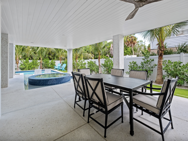 Anna Maria North End Six Bedroom Home with Resort Style Pool