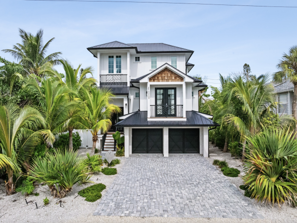 Anna Maria North End Six Bedroom Home with Resort Style Pool
