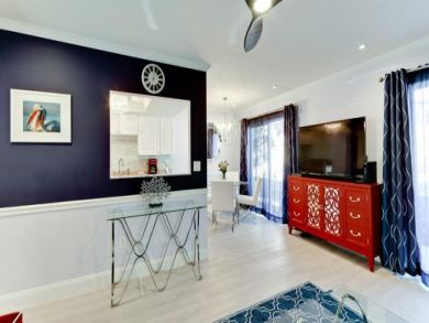 Stunning Town Home Two Miles From Anna Maria Island Stunning Town Home Two Miles From Anna Maria Island