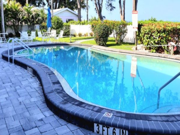 Lovely Two Bedroom Two Bathroom Beach Condo Sleeps Four