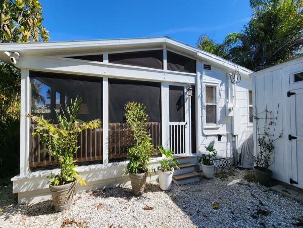 Anna Maria Vacation Home Sleeps Four Guests