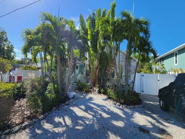 Anna Maria Vacation Home Sleeps Four Guests