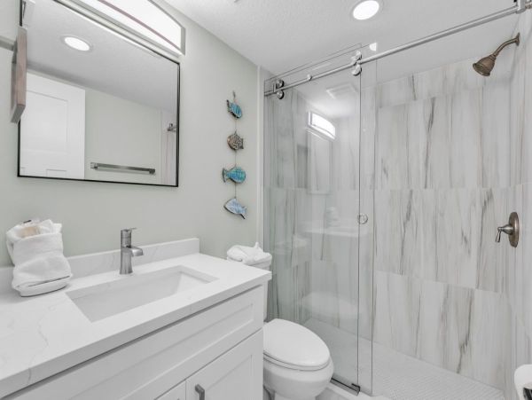 Anna Maria Island Vacation Condo Right on The Beach!