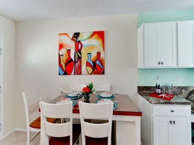 Charming Vacation Cottage Renovated on Anna Maria Island