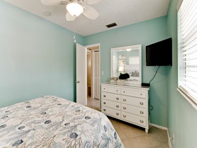 Charming Vacation Cottage Renovated on Anna Maria Island