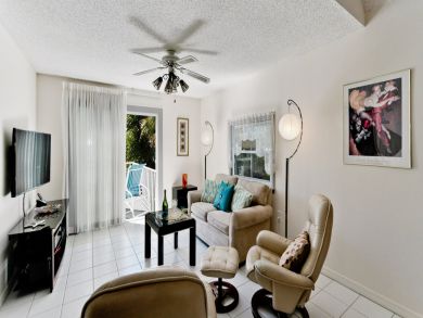 Holmes Beach Vacation Rental Sleeps 6 Short Walk to Beach