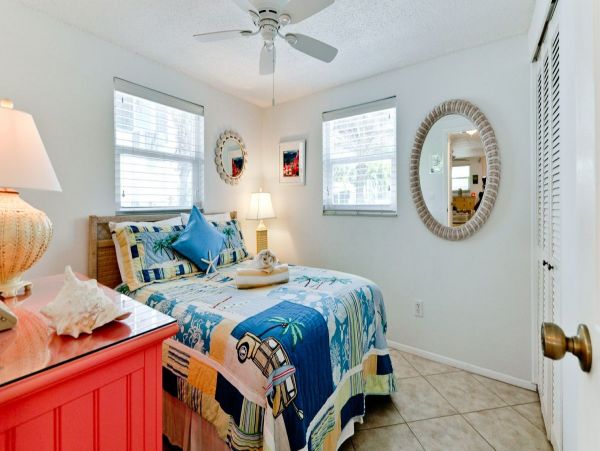 Anna Maria Island Holmes Beach Home 906566