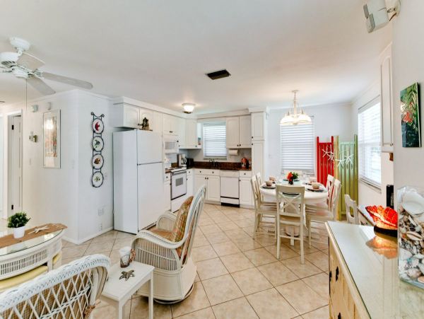 Anna Maria Island Holmes Beach Home 906566