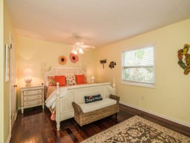 Anna Maria Island Holmes Beach Home 906571 Anna Maria Island Holmes Beach Home 906571