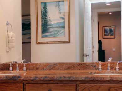 Dual vanity master bedroom