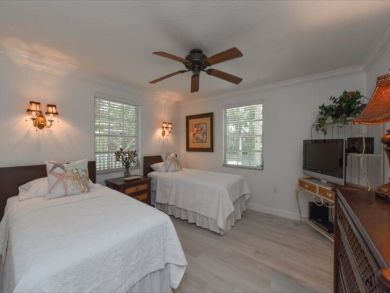 Holmes Beach 2 Bedroom Vacation Home