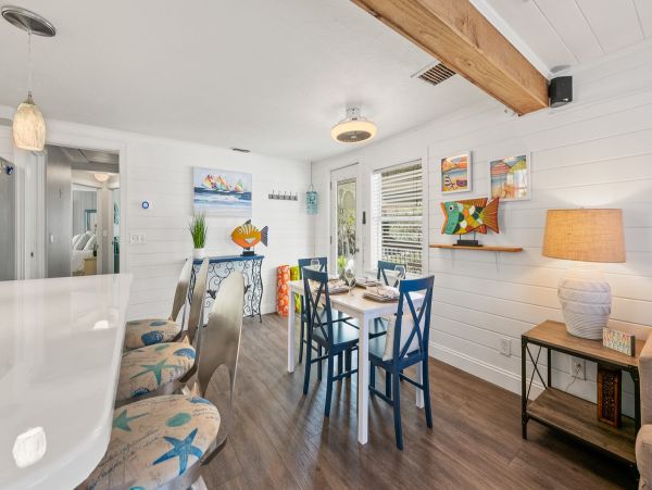 Three Bedroom Home Anna Maria Island Beach Right Across the Street.