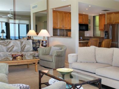 Beautiful ocean front, ground floor Maui vacation condo