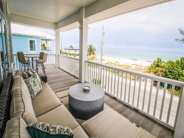 Three Bedroom Vacation Home in Bradenton Beach