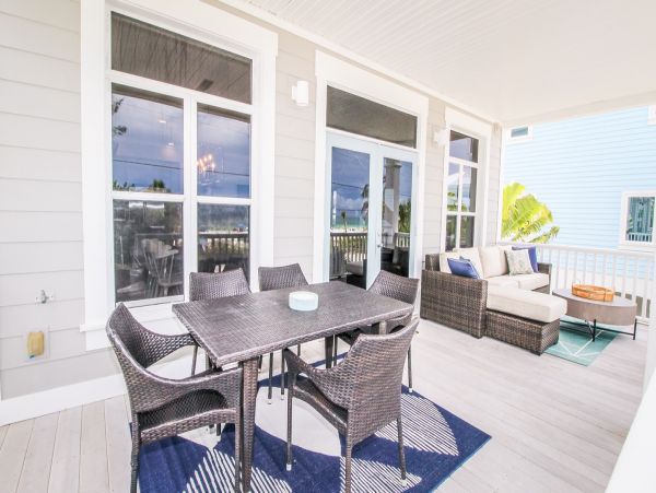 Three Bedroom Vacation Home in Bradenton Beach