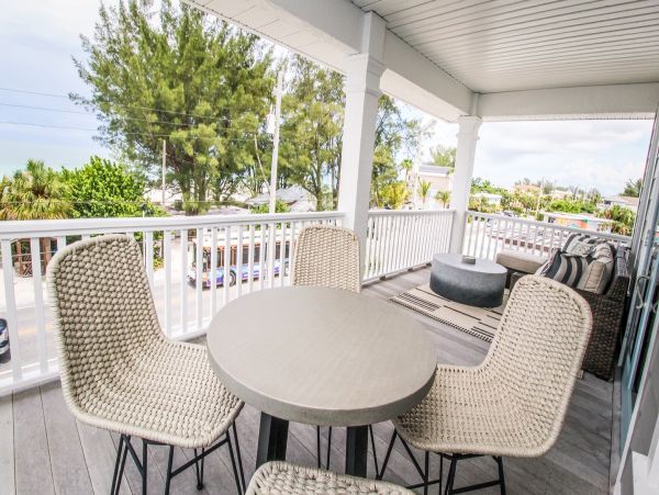 Three Bedroom Vacation Home in Bradenton Beach