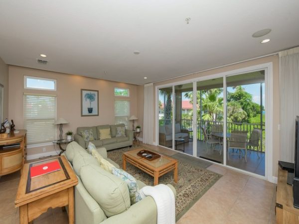 Bradenton Beach Elegant Three-Story Townhome