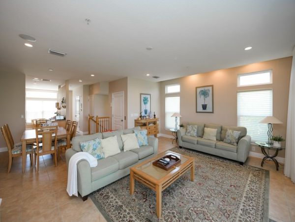 Bradenton Beach Elegant Three-Story Townhome