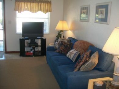 Great Value Holmes Beach Vacation Condo Sleeps Six Guests.
