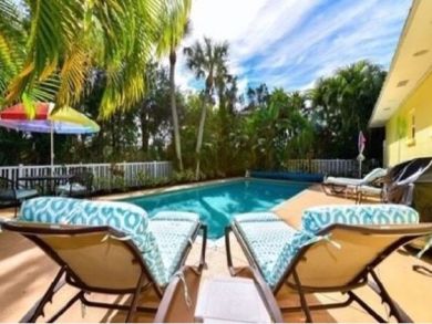 Wonderful Vacation Cottage Anna Maria Island 75 Yards Beach