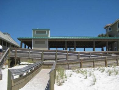 A Stunning Villa in Upscale and Beautiful Crystal Beach