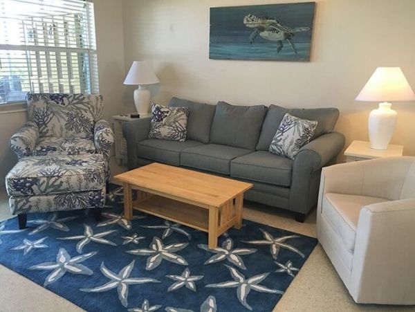 SPECTACULAR VIEWS BEACHFRONT 2 BEDROOM