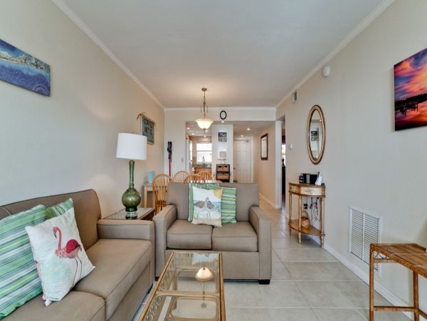 Holmes Beach Vacation Accommodation with Two Bedrooms