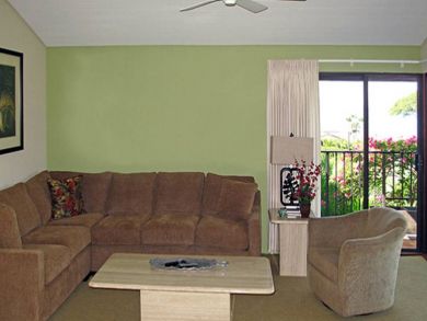 This special Kihei condo rental has Pacific views