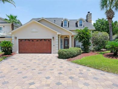Destin vacation home with pool exterior