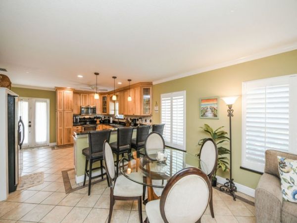 Three Bedroom Holmes Beach Vacation Pool Home