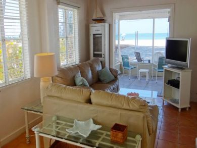 Gulf Front Home Sleeps Ten Guests.
