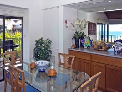 Dining area seats four