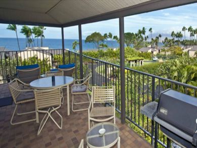 Furnished lanai with BBQ