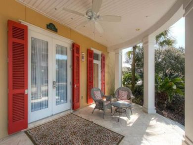 Posh Destin Vacation Home Pool & Great Location