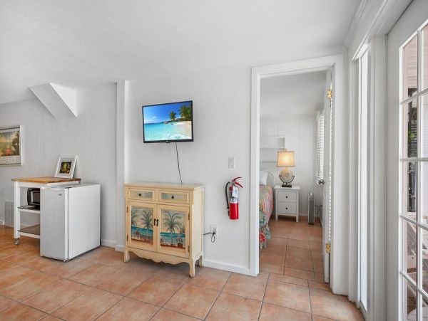 Holmes Beach Vacation Rentals  Florida Gulf Coast Beachfront Home