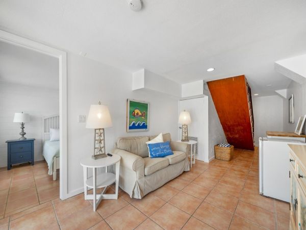 Holmes Beach Vacation Rentals  Florida Gulf Coast Beachfront Home