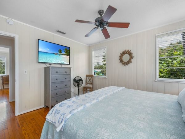 Holmes Beach Vacation Rentals  Florida Gulf Coast Beachfront Home
