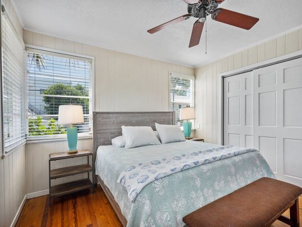 Holmes Beach Vacation Rentals  Florida Gulf Coast Beachfront Home