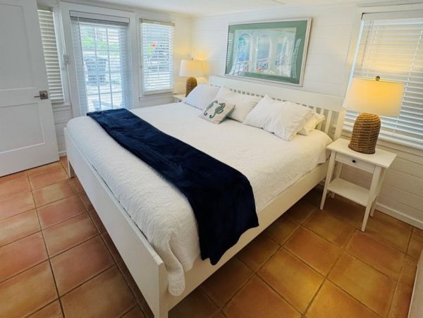 Holmes Beach Vacation Rentals  Florida Gulf Coast Beachfront Home