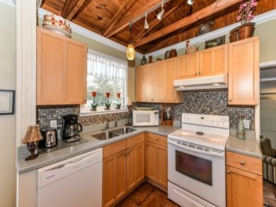 Anna Maria Island Holmes Beach Home 906679