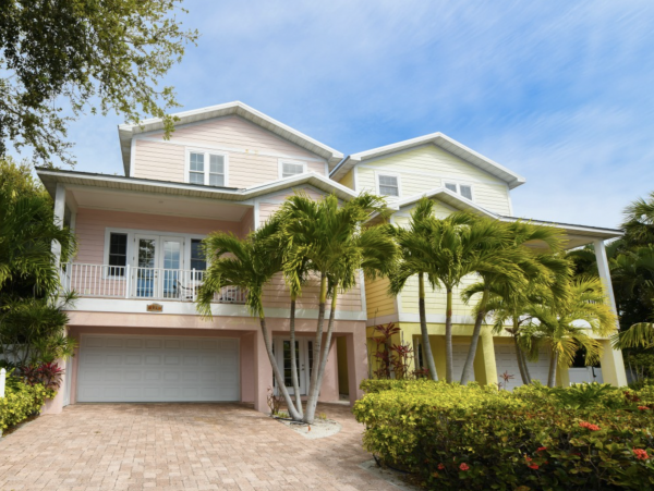 Four Bedroom Vacation Home with Pool Anna Maria NEW ARRIVAL!