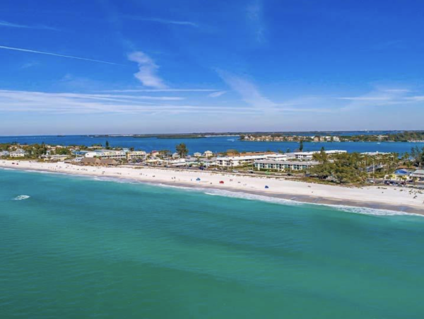 Four Bedroom Vacation Home with Pool Anna Maria NEW ARRIVAL!