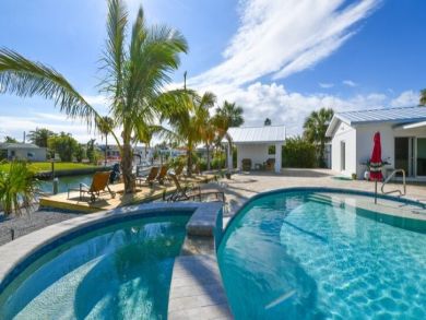 Anna Maria Island Holmes Beach Home 906686 Anna Maria Island Holmes Beach Home 906686