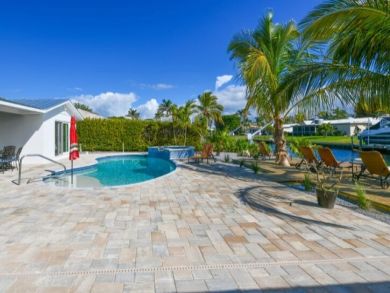 Anna Maria Island Holmes Beach Home 906686 Anna Maria Island Holmes Beach Home 906686
