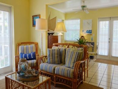 Anna Maria Island Holmes Beach Home 906688 Anna Maria Island Holmes Beach Home 906688