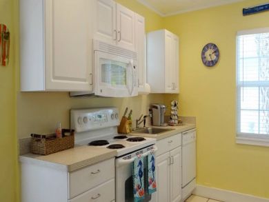 Anna Maria Island Holmes Beach Home 906688 Anna Maria Island Holmes Beach Home 906688