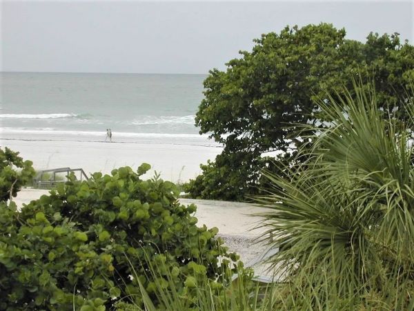 Four Bedrooms Gulf View Vacation Home in Holmes Beach
